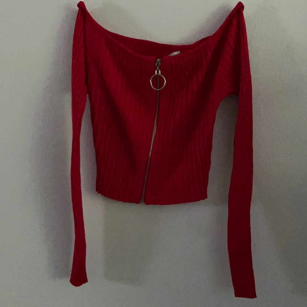Off the Shoulder Red long sleeve